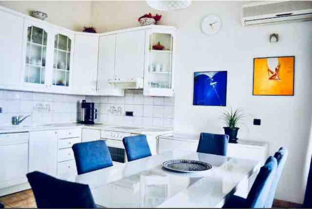 Apartment Mila Макарска Екстериор снимка